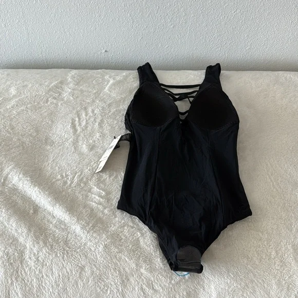 Amoressa Black Strappy Women's Swimsuit.
NWT. Size 10 - Picture 8 of 8